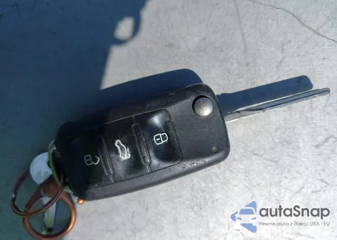 2014 Volkswagen Jetta 1.8T Se from USA, damaged, VIN 3VWD17AJ5EM260541